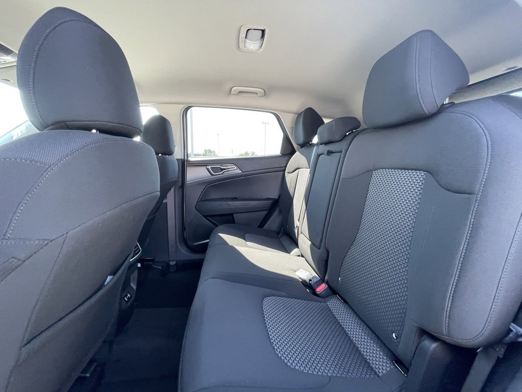 New 2026 Kia Sportage LX image 24