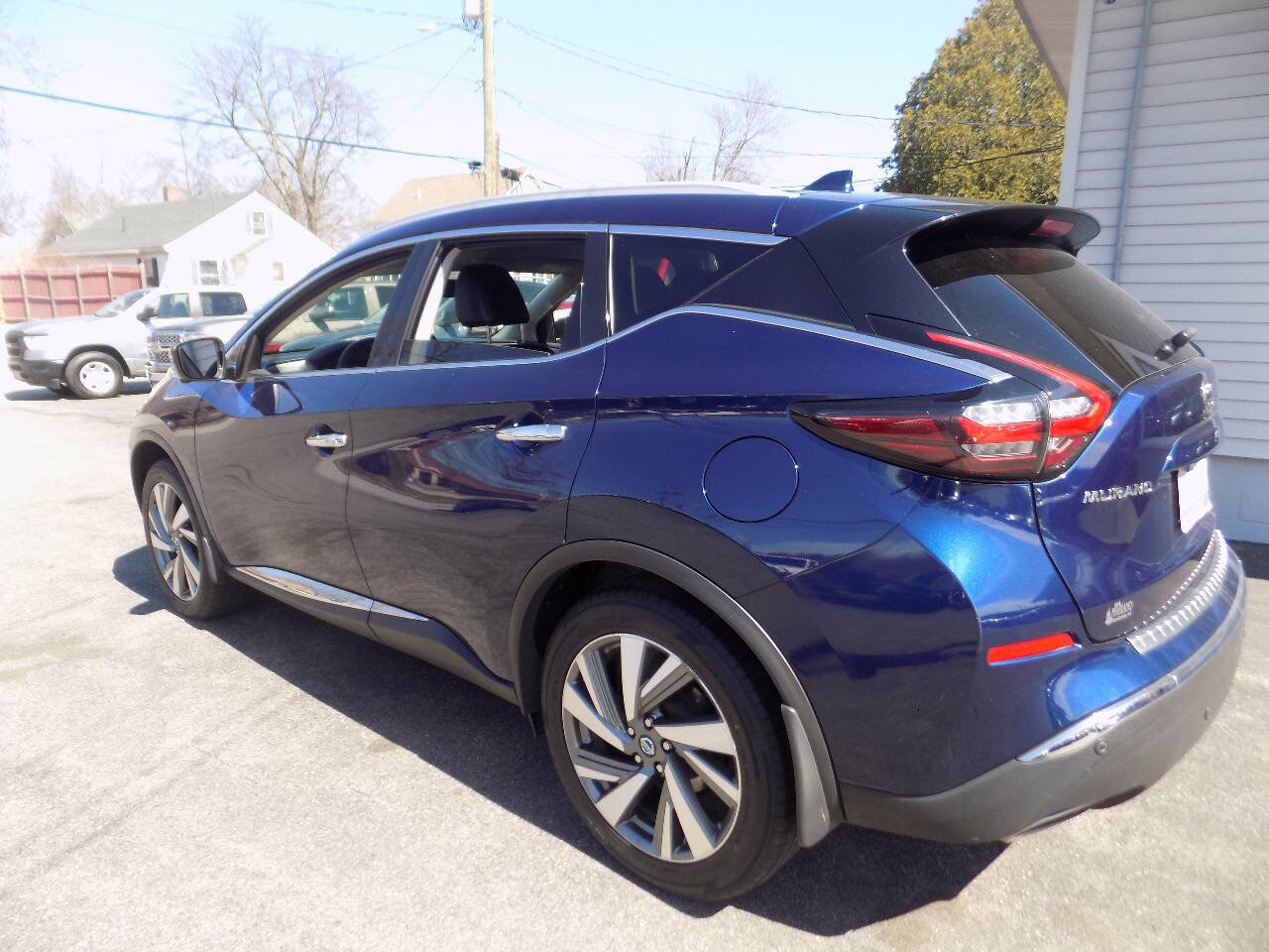 Used 2019 Nissan Murano SL w/ Cargo Package image 4