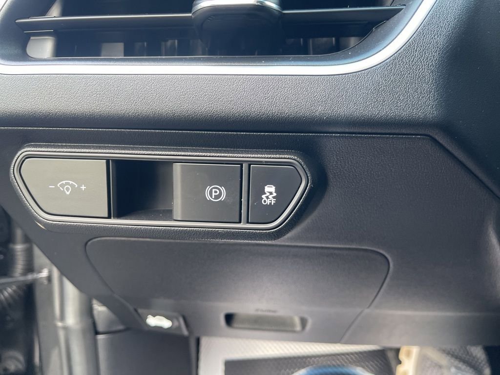 Used 2025 Kia K4 FWD image 28