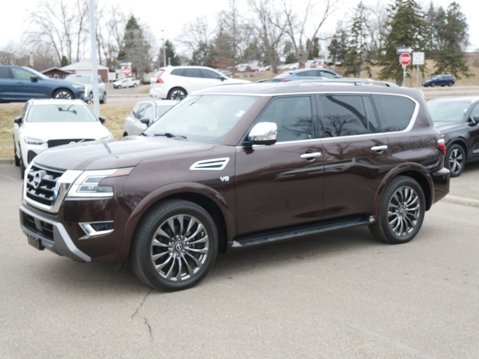 Used 2021 Nissan Armada Platinum w/ Captain's Chairs Package image 3