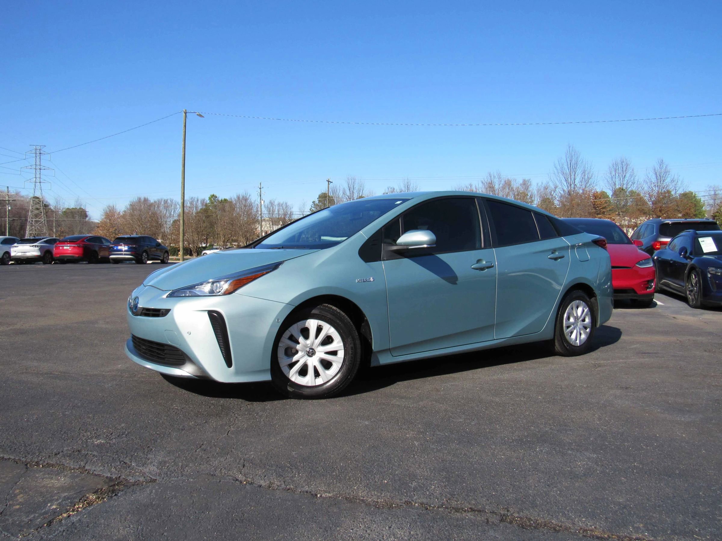 Used 2022 Toyota Prius LE image 6