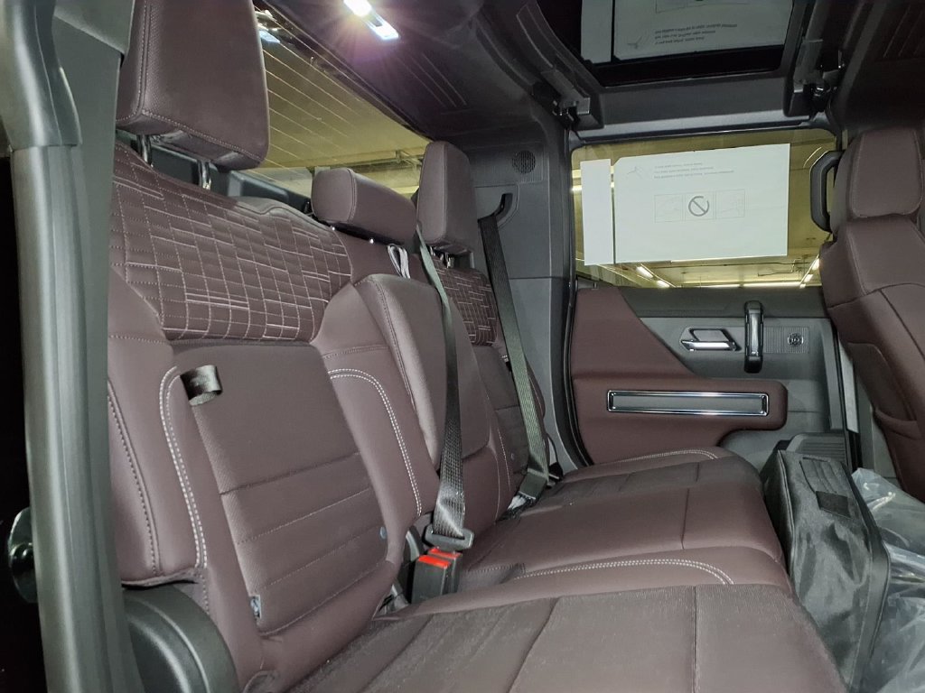 New 2026 GMC Hummer EV 4x4 Crew Cab w/ LPO, Illumination Package image 6
