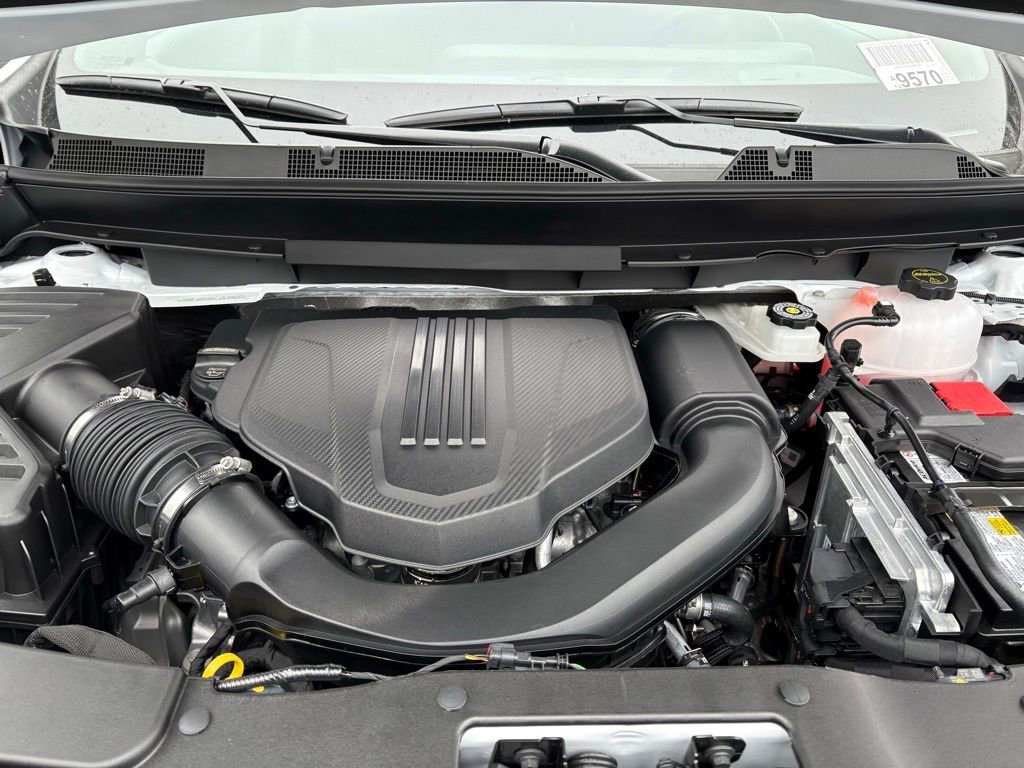 New 2026 Chevrolet Traverse LT w/ LPO, Floor Liner Package image 28