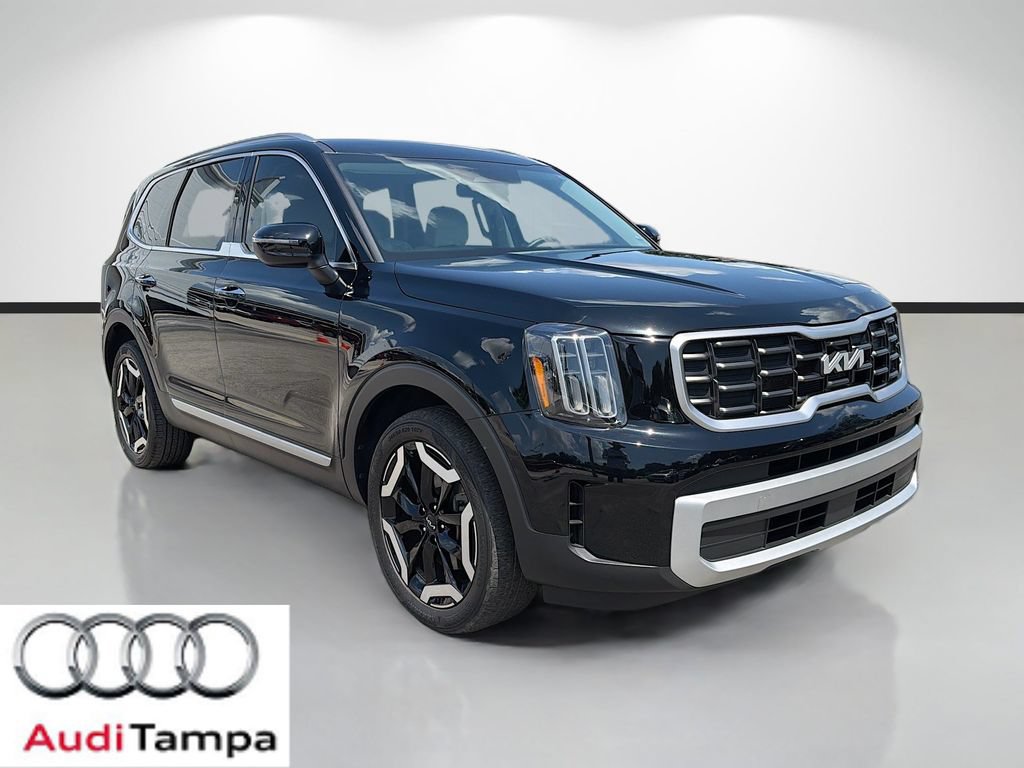 Certified 2024 Kia Telluride S