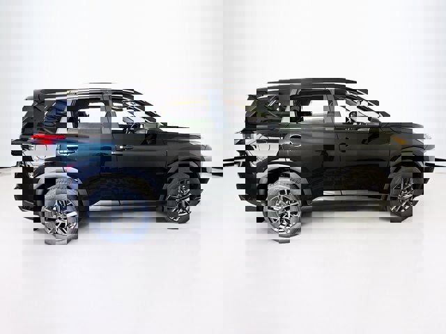 New 2026 Nissan Rogue S image 4