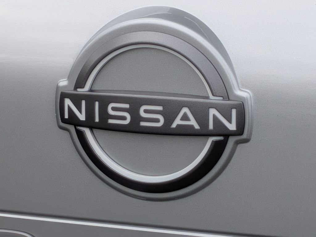 Used 2024 Nissan Rogue SV w/ SV Premium Package image 29