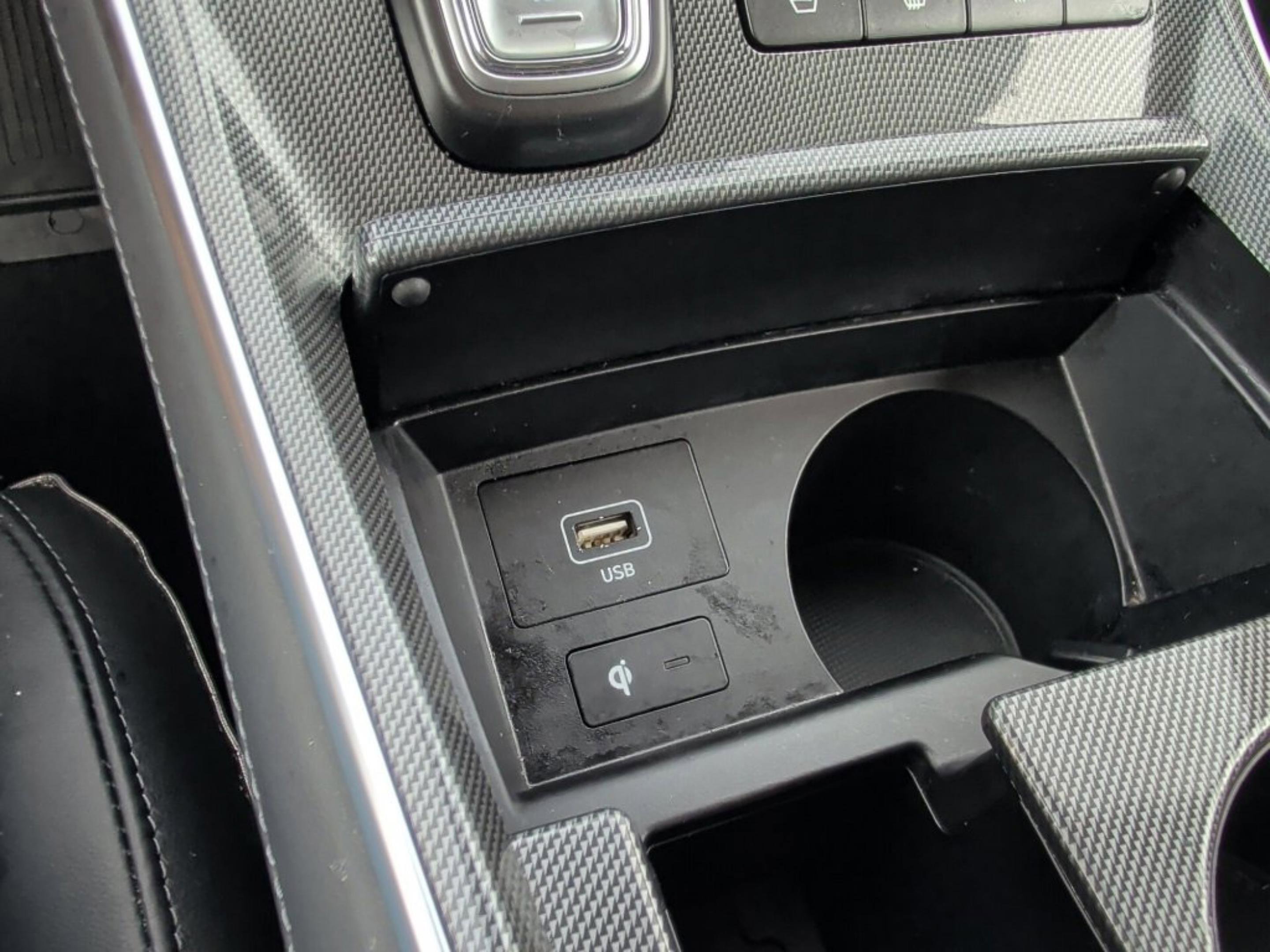 Used 2023 Hyundai Santa Fe Limited image 28