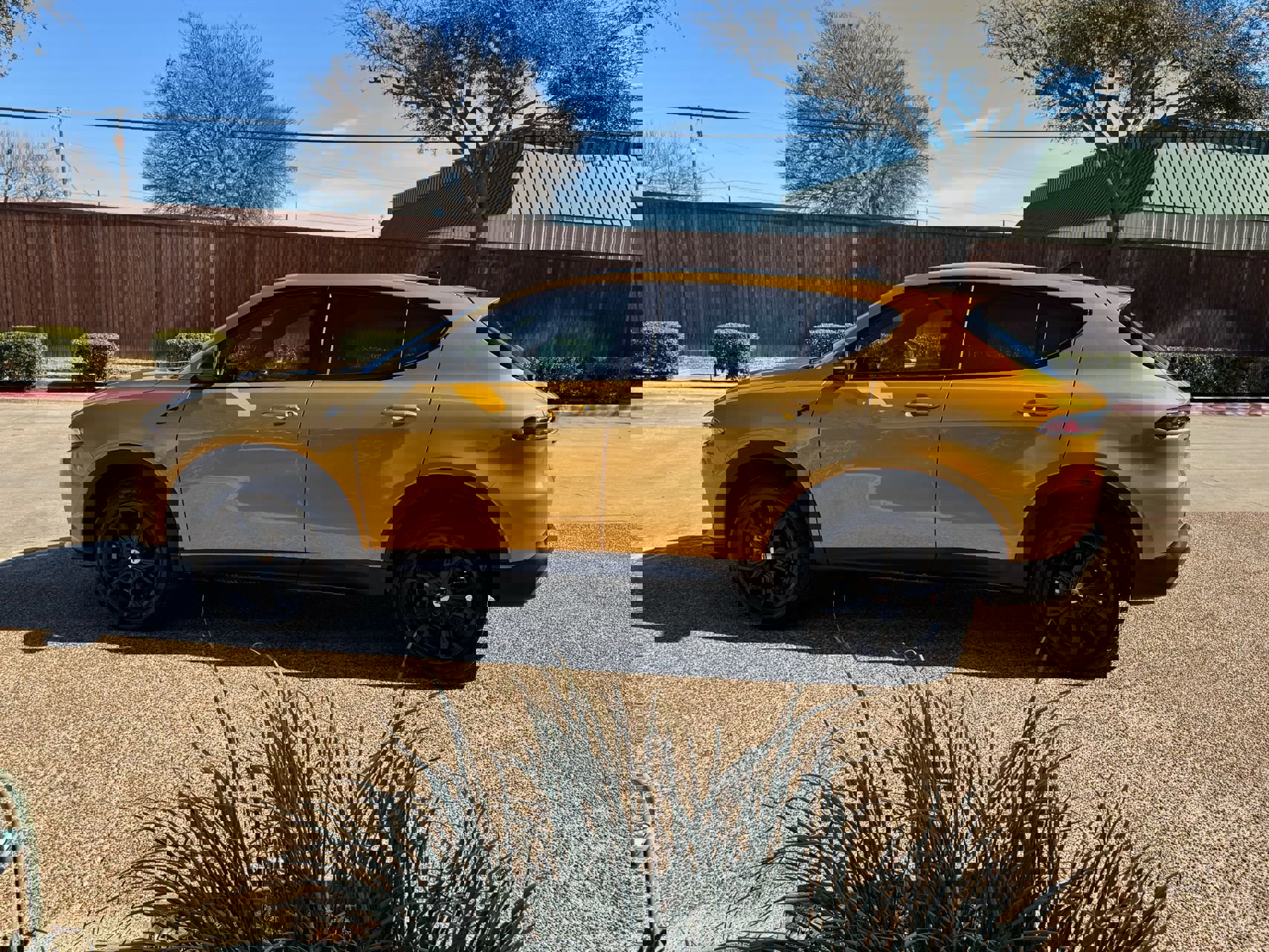 Used 2024 Dodge Hornet GT w/ GT Blacktop Package image 11