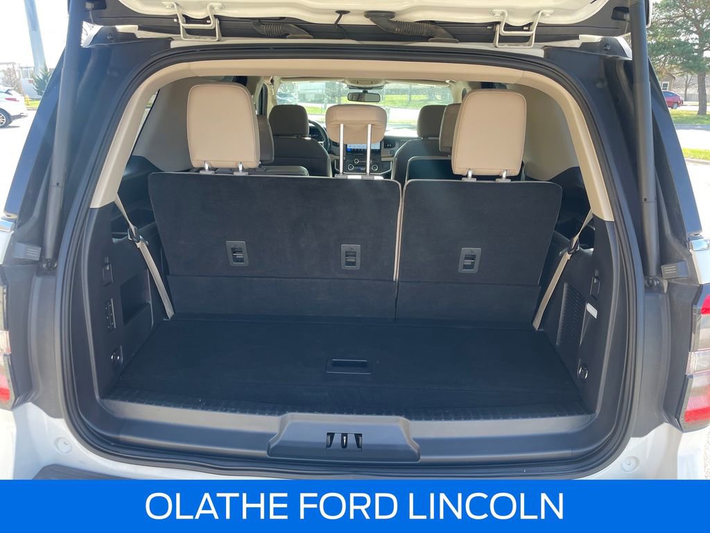 Certified 2022 Ford Expedition Limited AWD/4WD image 15