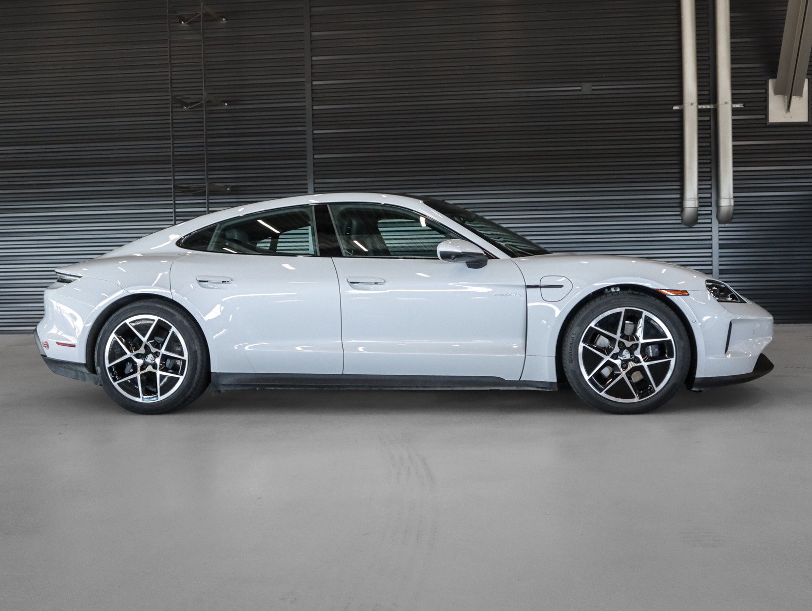Certified 2025 Porsche Taycan RWD image 11