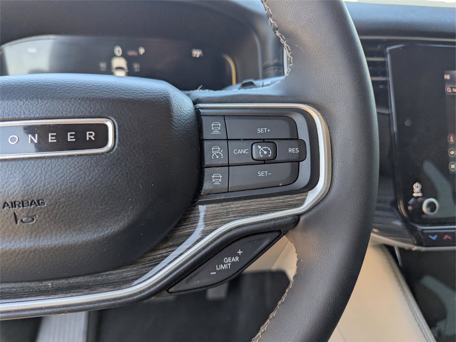 Used 2022 Jeep Wagoneer Series II w/ Premium Group I image 28