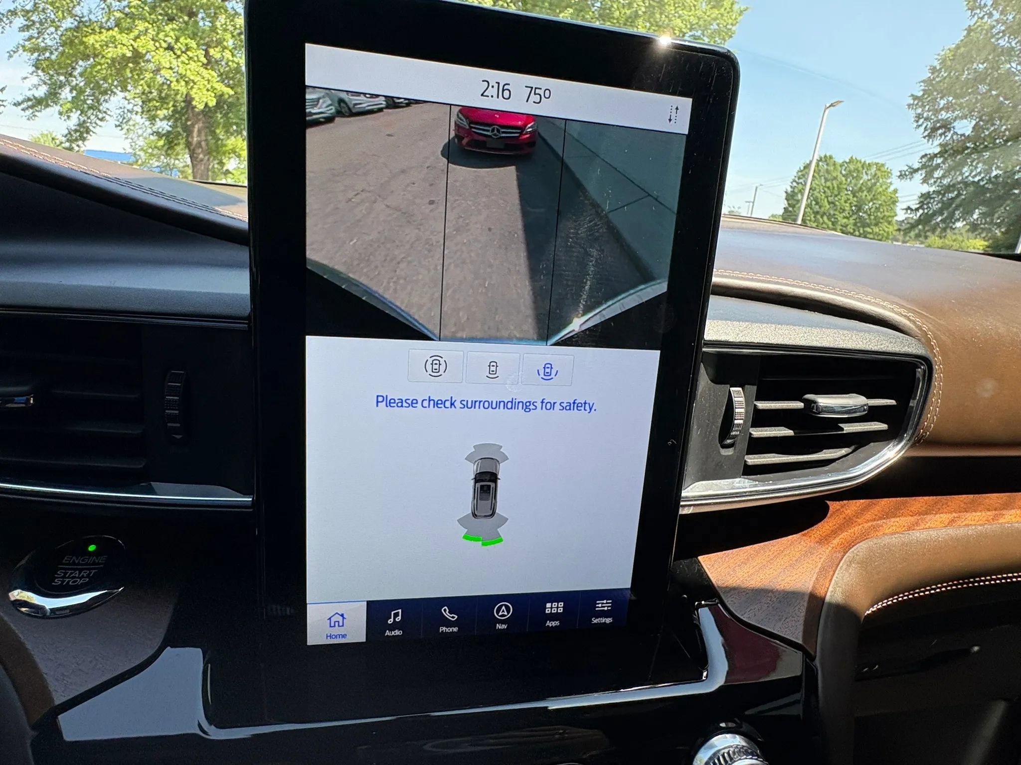 Used 2021 Ford Explorer King Ranch w/ Premium Technology Package AWD/4WD image 57