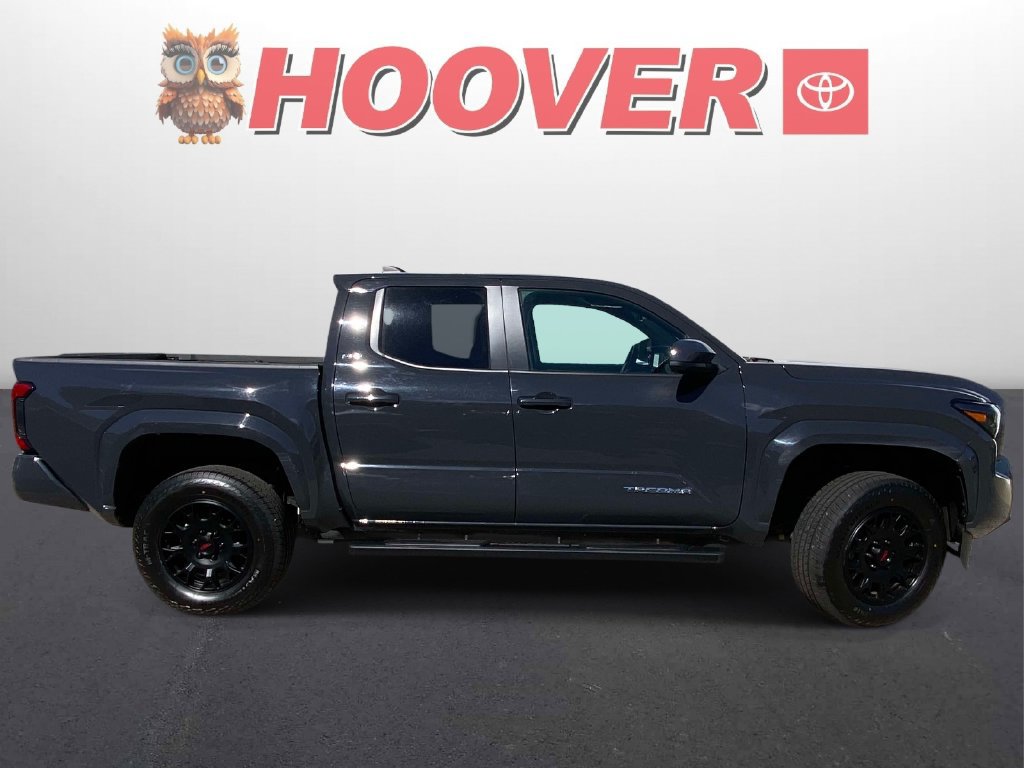 Used 2024 Toyota Tacoma SR5 AWD/4WD image 2
