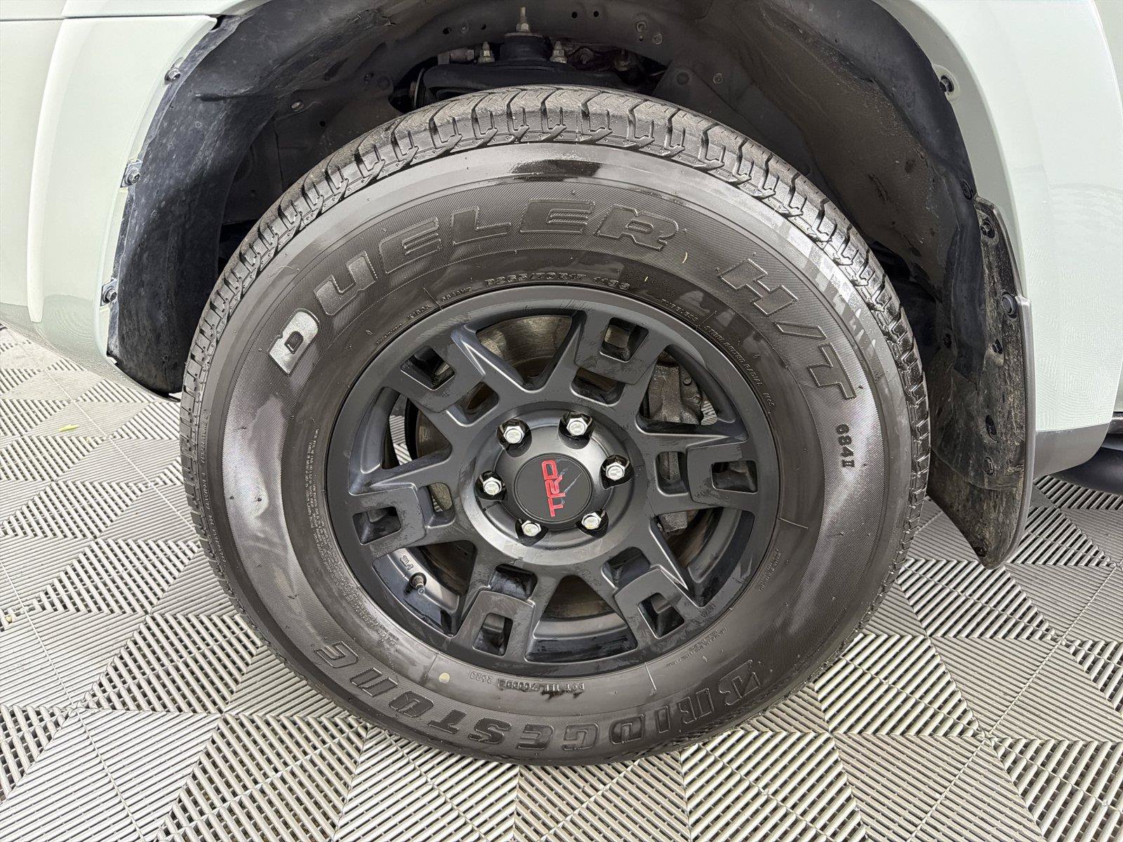 Used 2023 Toyota 4Runner TRD Off-Road Premium w/ Off Road Premium Plus Package AWD/4WD image 9