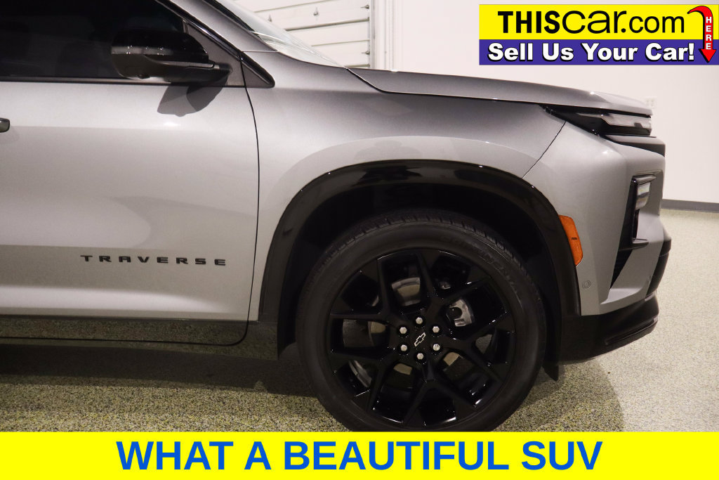 Used 2025 Chevrolet Traverse RS w/ LPO, Cargo Package FWD image 13