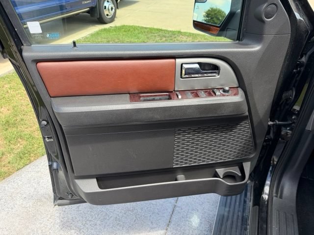 Used 2012 Ford Expedition King Ranch RWD image 10