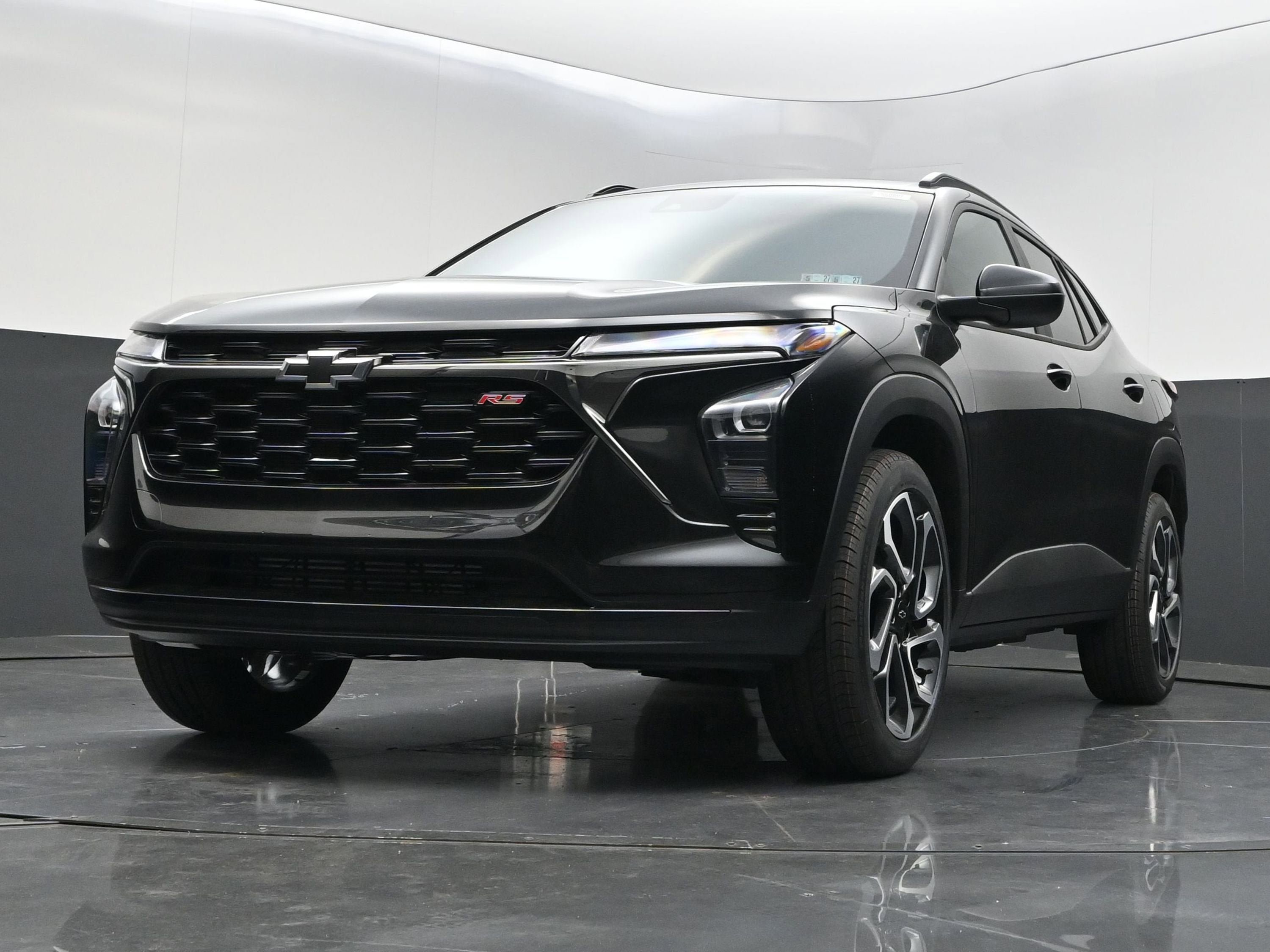 New 2026 Chevrolet Trax RS w/ Sunroof Package FWD image 37