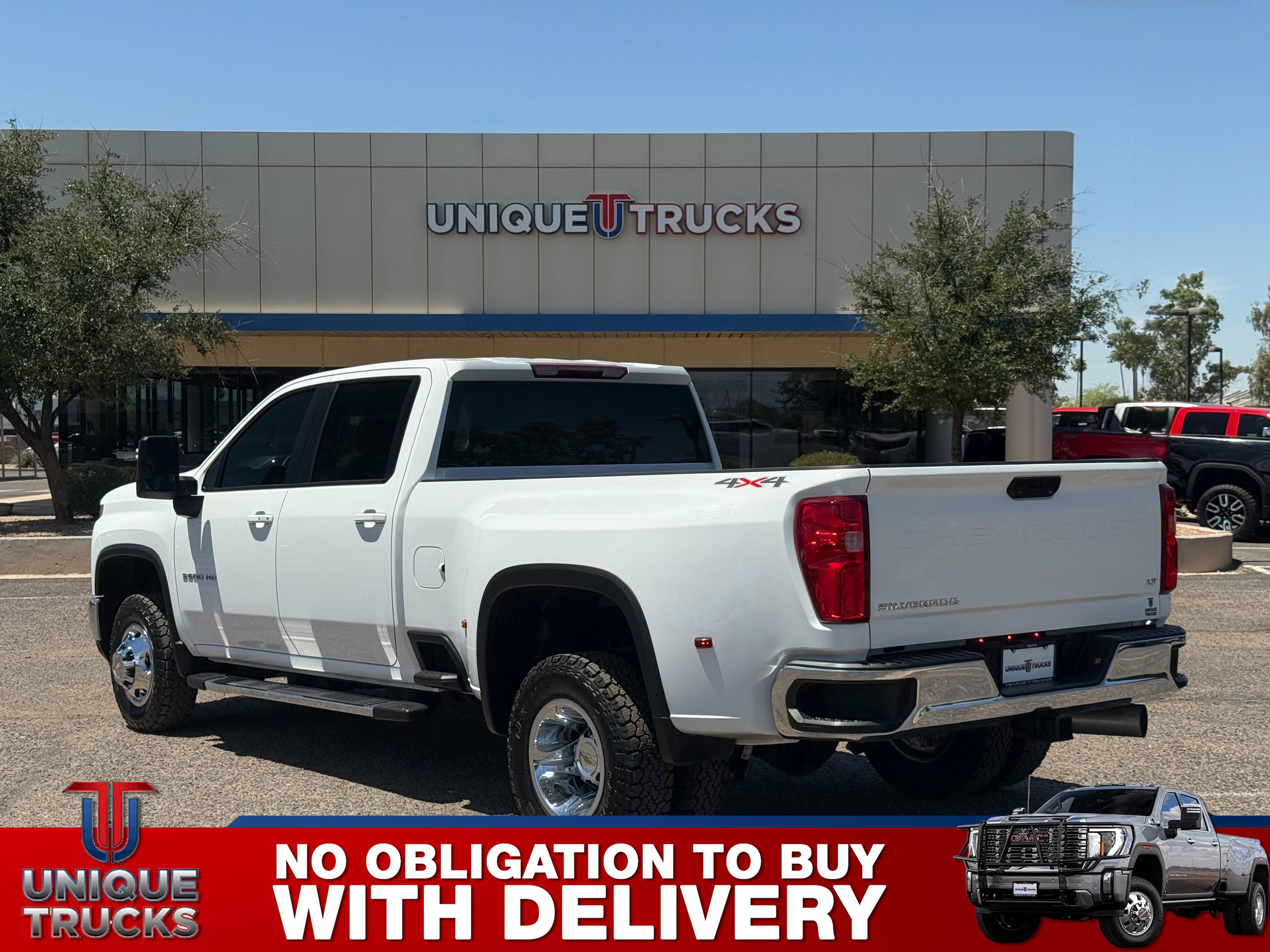 Used 2024 Chevrolet Silverado 3500 LT AWD/4WD image 9