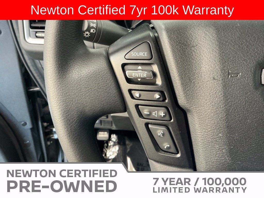 Used 2022 Nissan Frontier SV AWD/4WD image 28