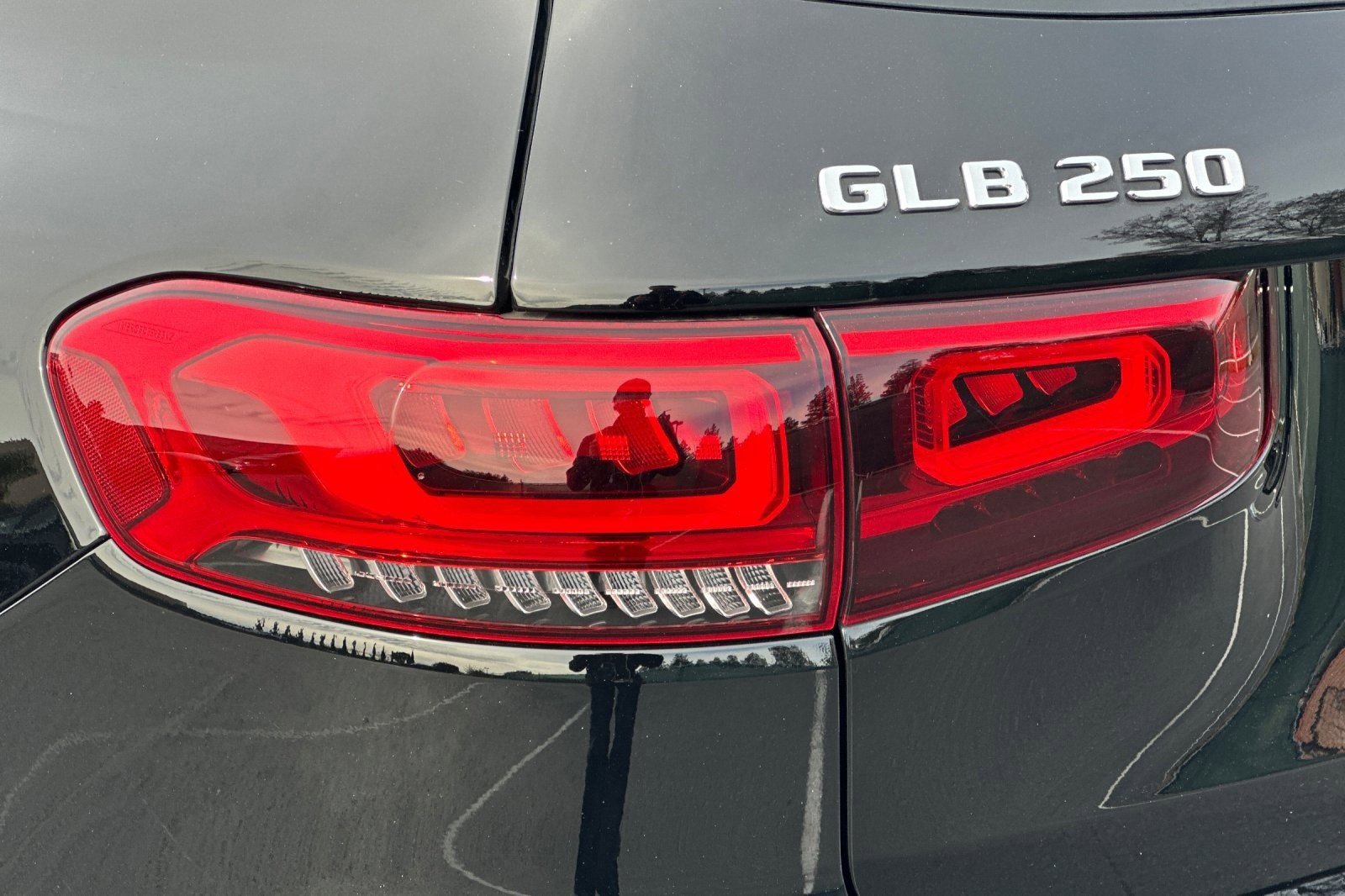 Certified 2023 Mercedes-Benz GLB 250 4MATIC image 12