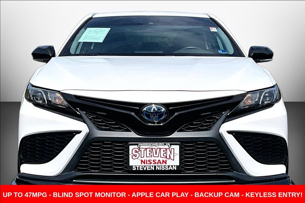 Used 2023 Toyota Camry SE w/ Convenience Package FWD image 2