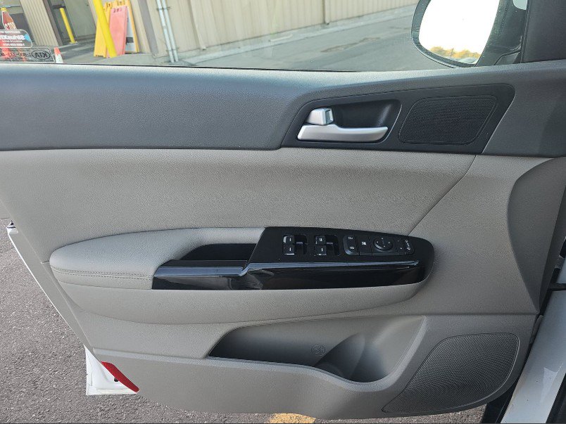 Used 2018 Kia Sportage EX image 26