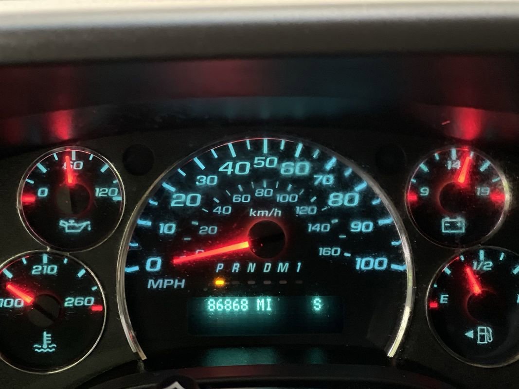 Used 2022 Chevrolet Express 2500 w/ Driver Convenience Package image 18