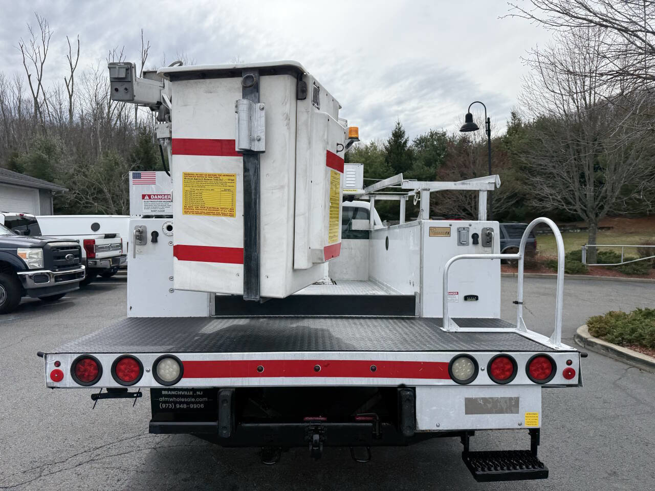 Used 2013 Ford F450 XL w/ Heavy Service Suspension Pkg image 8
