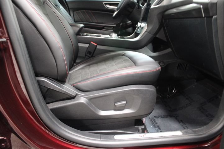 Used 2024 Ford Edge ST-Line AWD/4WD image 26