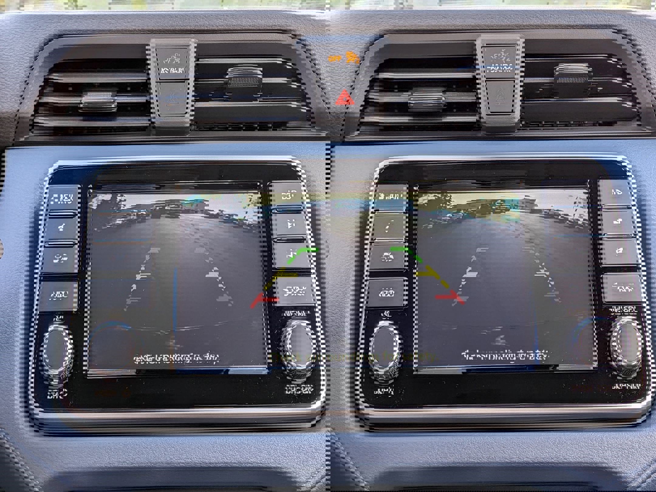 New 2025 Nissan Versa SV w/ Trunk Package image 20