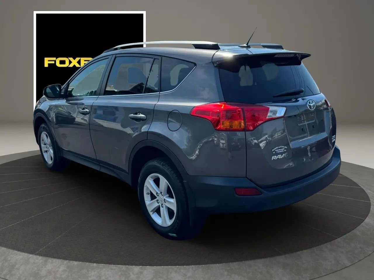 Used 2014 Toyota RAV4 XLE AWD/4WD image 7