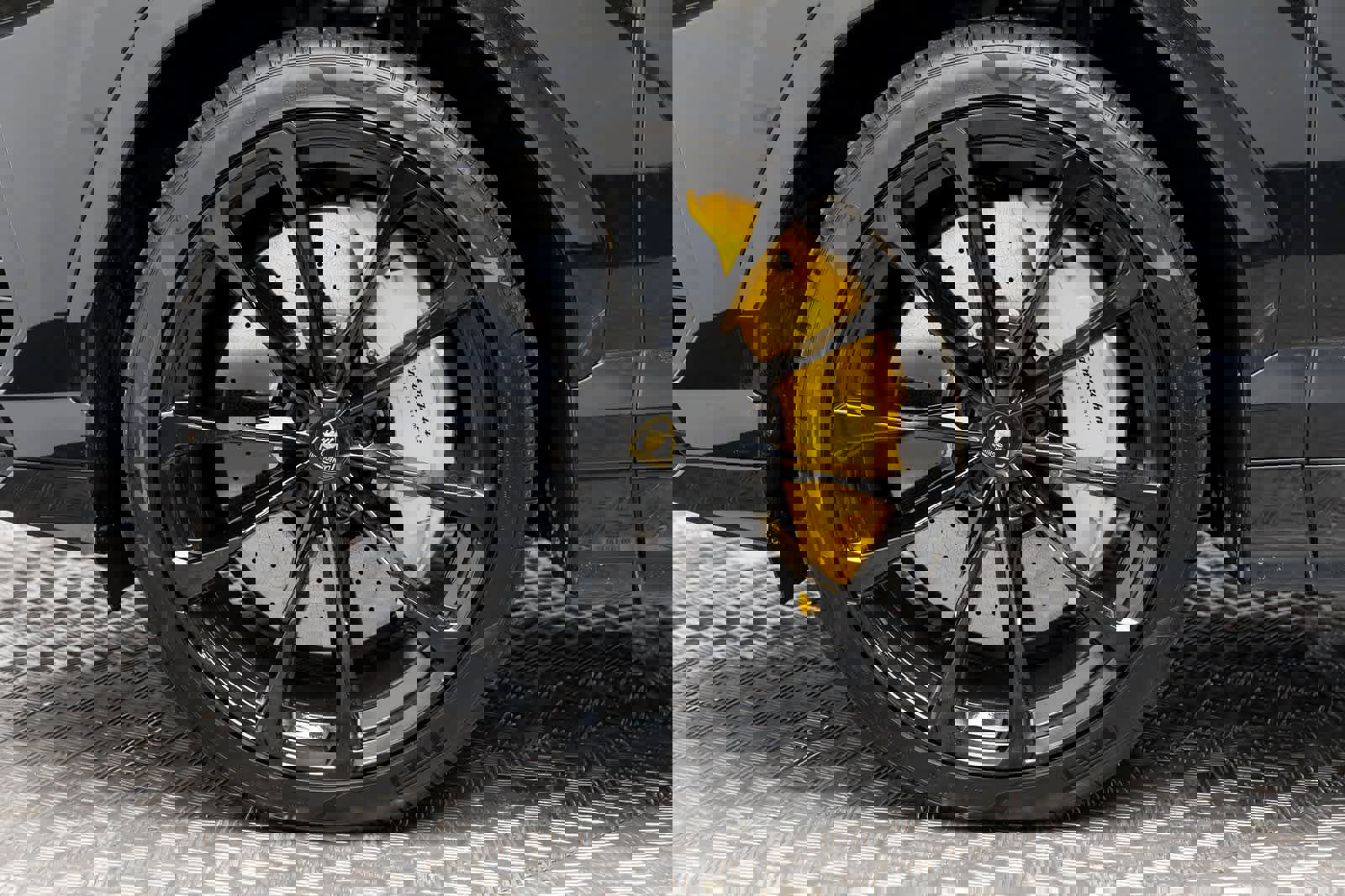 Used 2022 Lamborghini Urus image 6