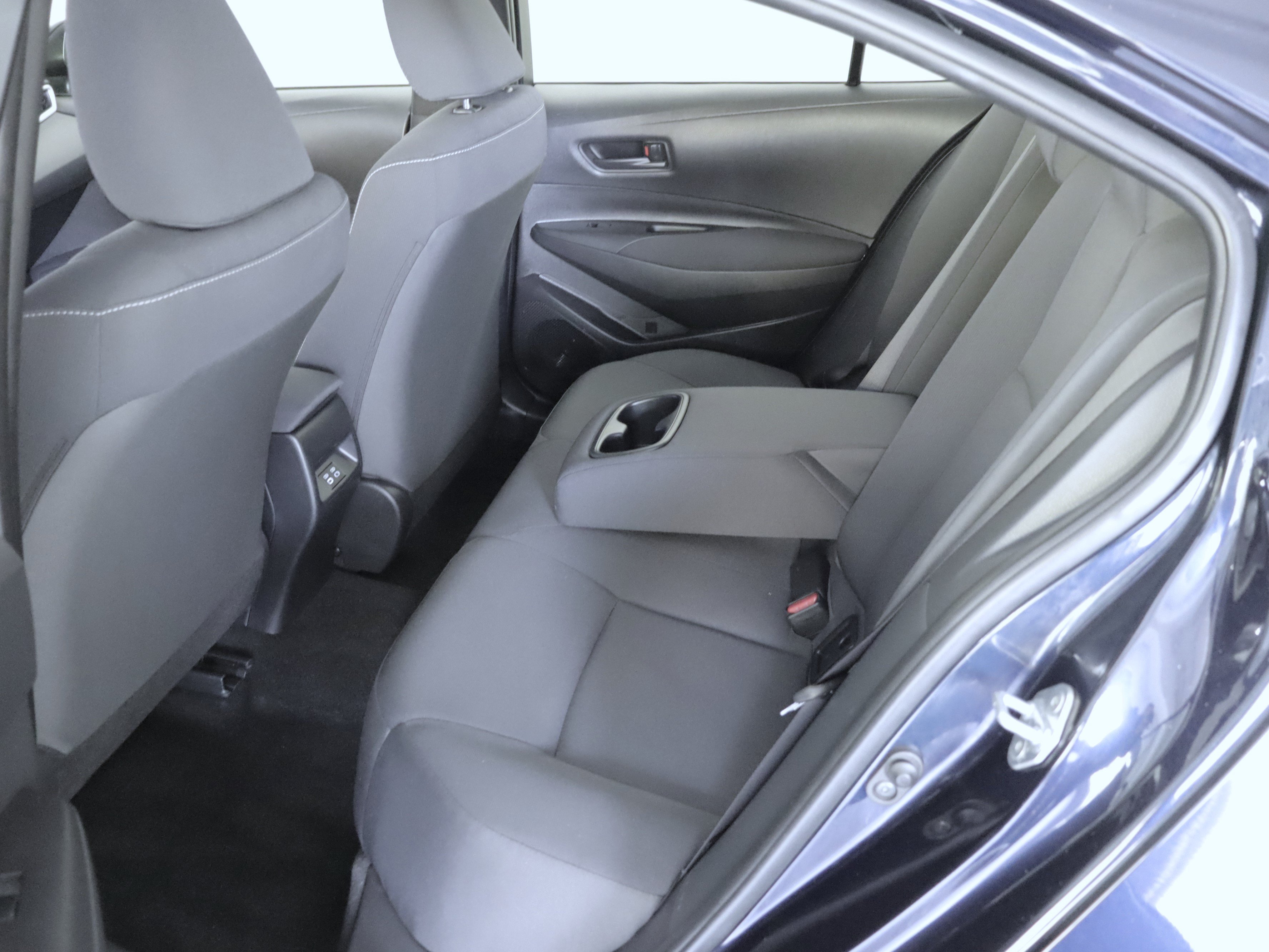 Used 2024 Toyota Corolla LE FWD image 8