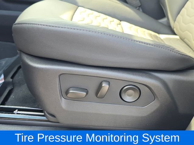 New 2026 Chevrolet Silverado 1500 ZR2 image 22