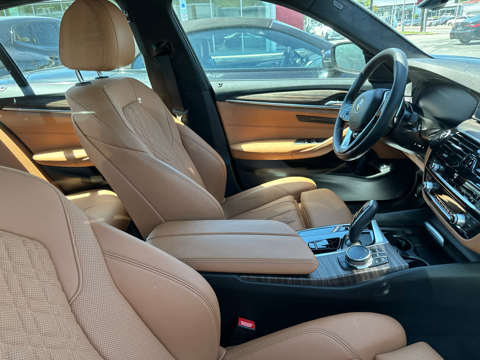 Used 2023 BMW 530i xDrive w/ Convenience Package AWD/4WD image 14