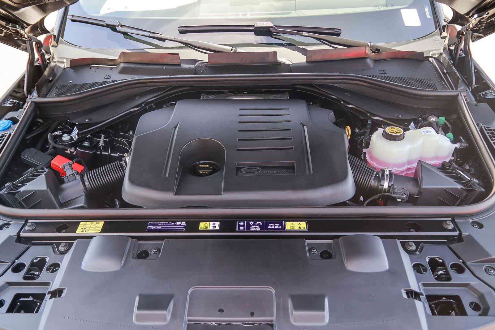 New 2026 Land Rover Range Rover Sport SE AWD/4WD image 29
