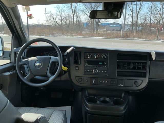 Used 2025 Chevrolet Express 3500 LT w/ LT Preferred Equipment Group image 17