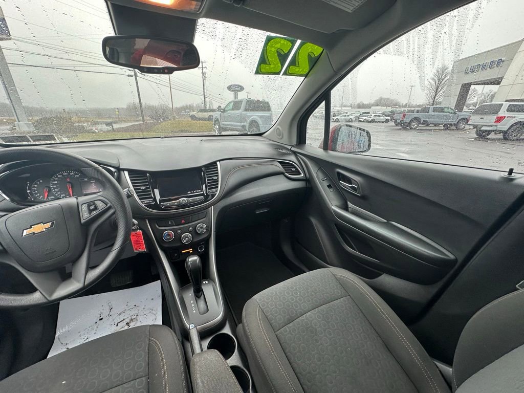 Used 2022 Chevrolet Trax LS w/ Tint and Cruise Package image 14