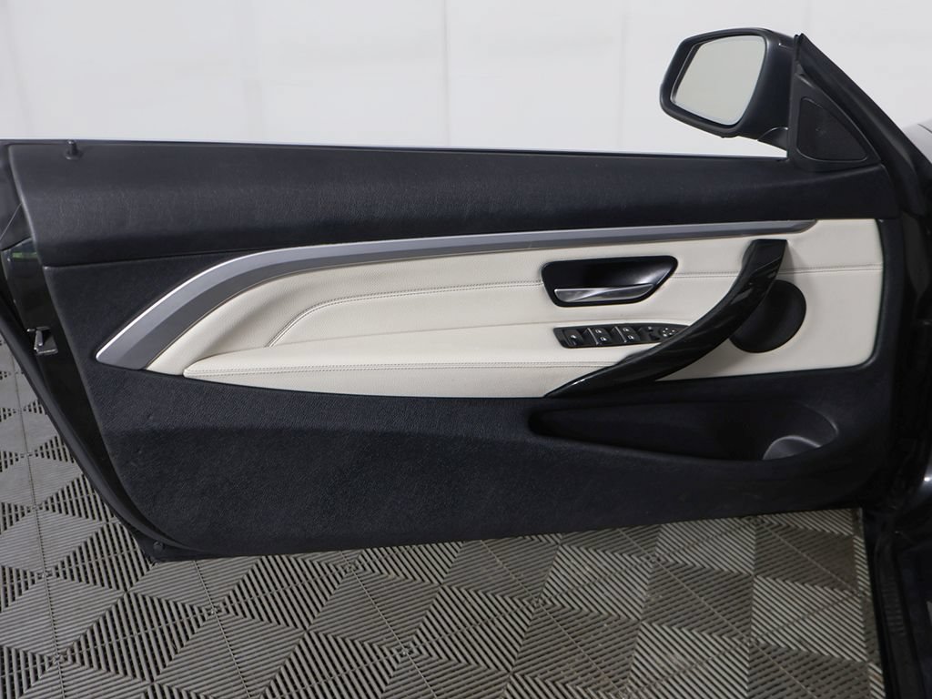 Used 2018 BMW 430i xDrive Convertible AWD/4WD image 21
