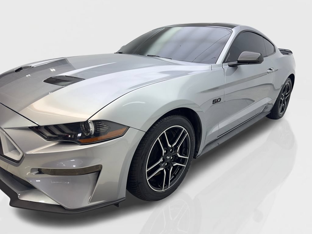Used 2020 Ford Mustang GT Premium RWD image 11
