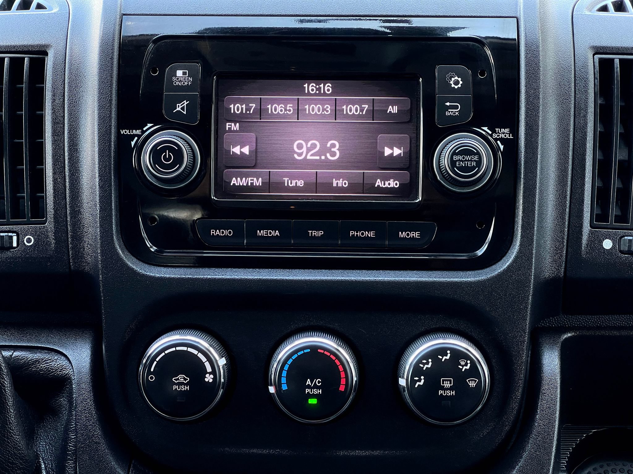 Used 2020 RAM ProMaster 3500 FWD image 20