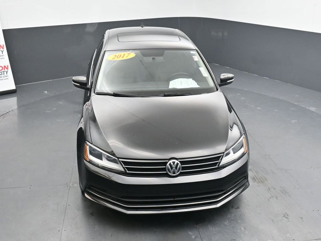 Used 2017 Volkswagen Jetta SE image 27