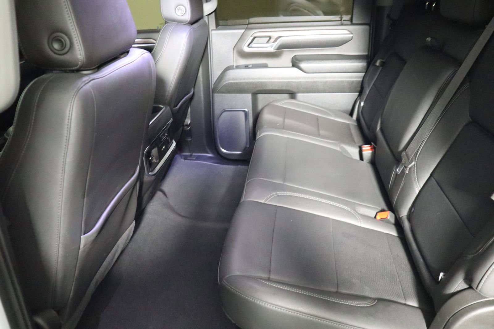 Used 2024 Chevrolet Silverado 2500 LTZ w/ LTZ Convenience Package image 53