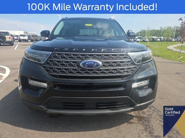 Used 2024 Ford Explorer XLT w/ Equipment Group 202A AWD/4WD image 4