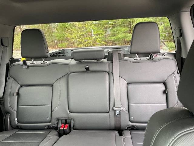 Used 2023 GMC Sierra 1500 SLT w/ SLT Premium Package AWD/4WD image 38