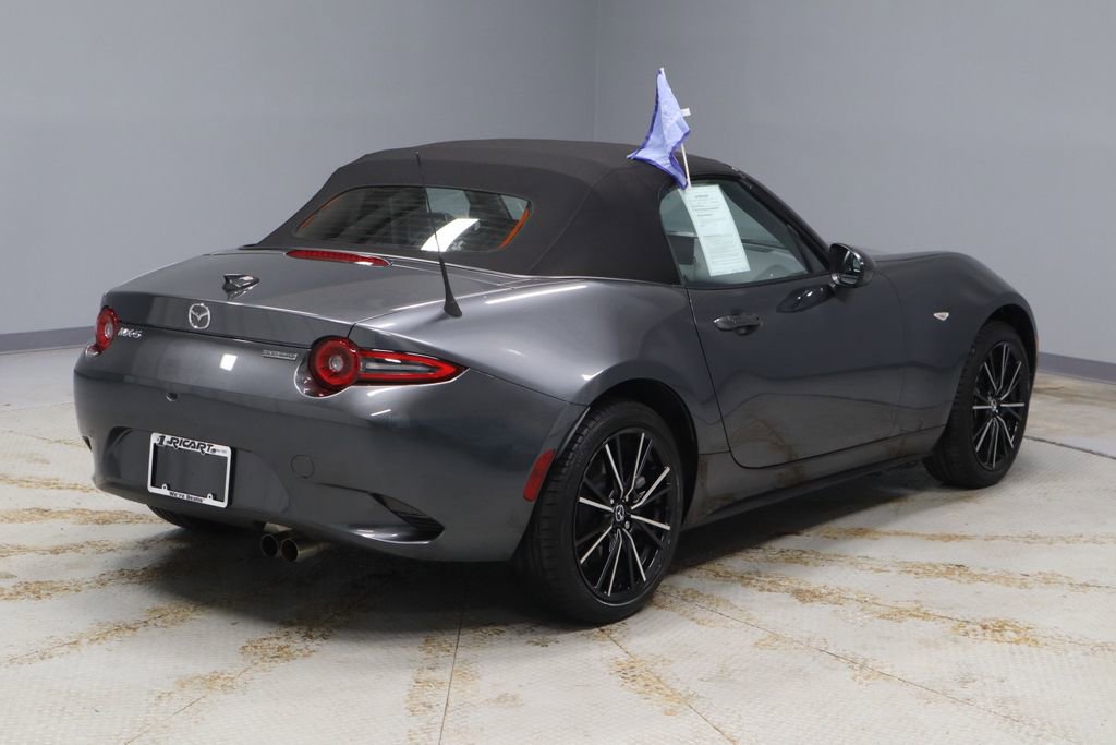 Used 2024 MAZDA MX-5 Miata Grand Touring w/ Weather Package image 12
