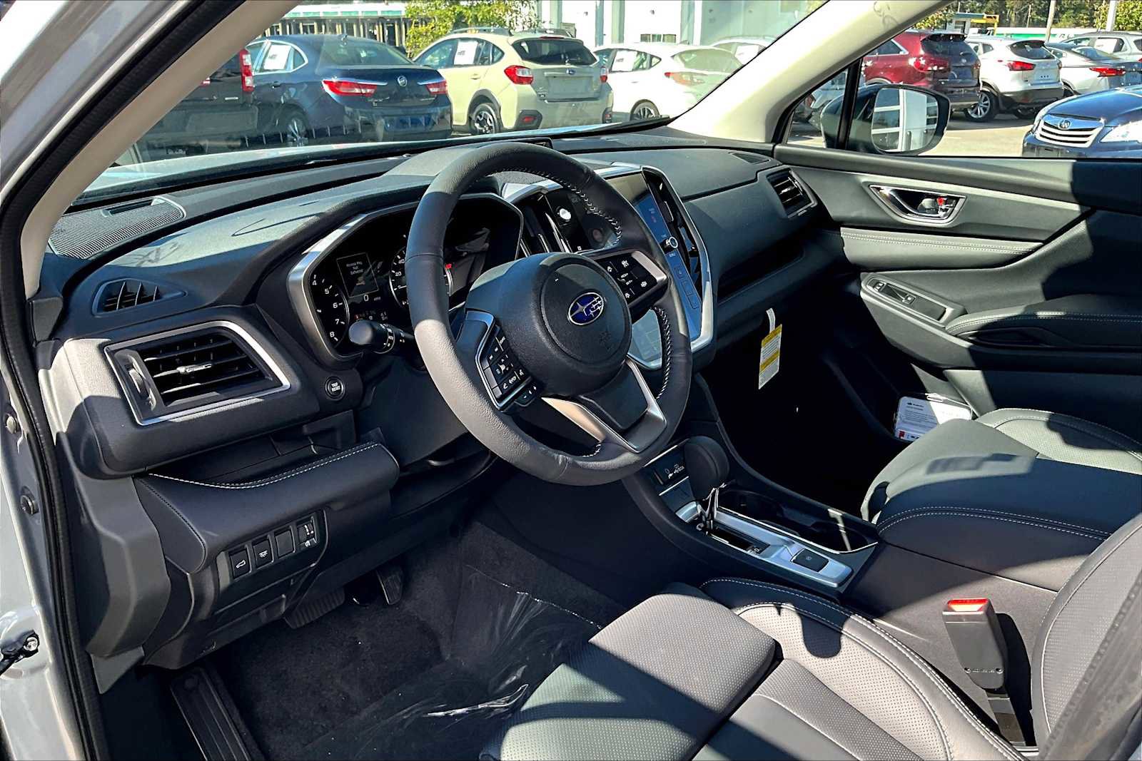 New 2025 Subaru Ascent Limited image 8