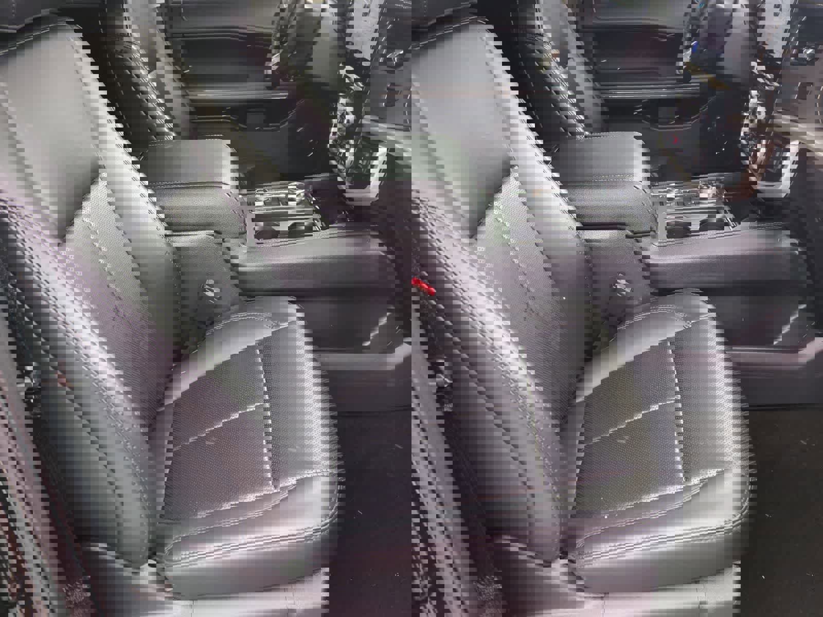 Used 2023 Ford Expedition Max XLT image 21