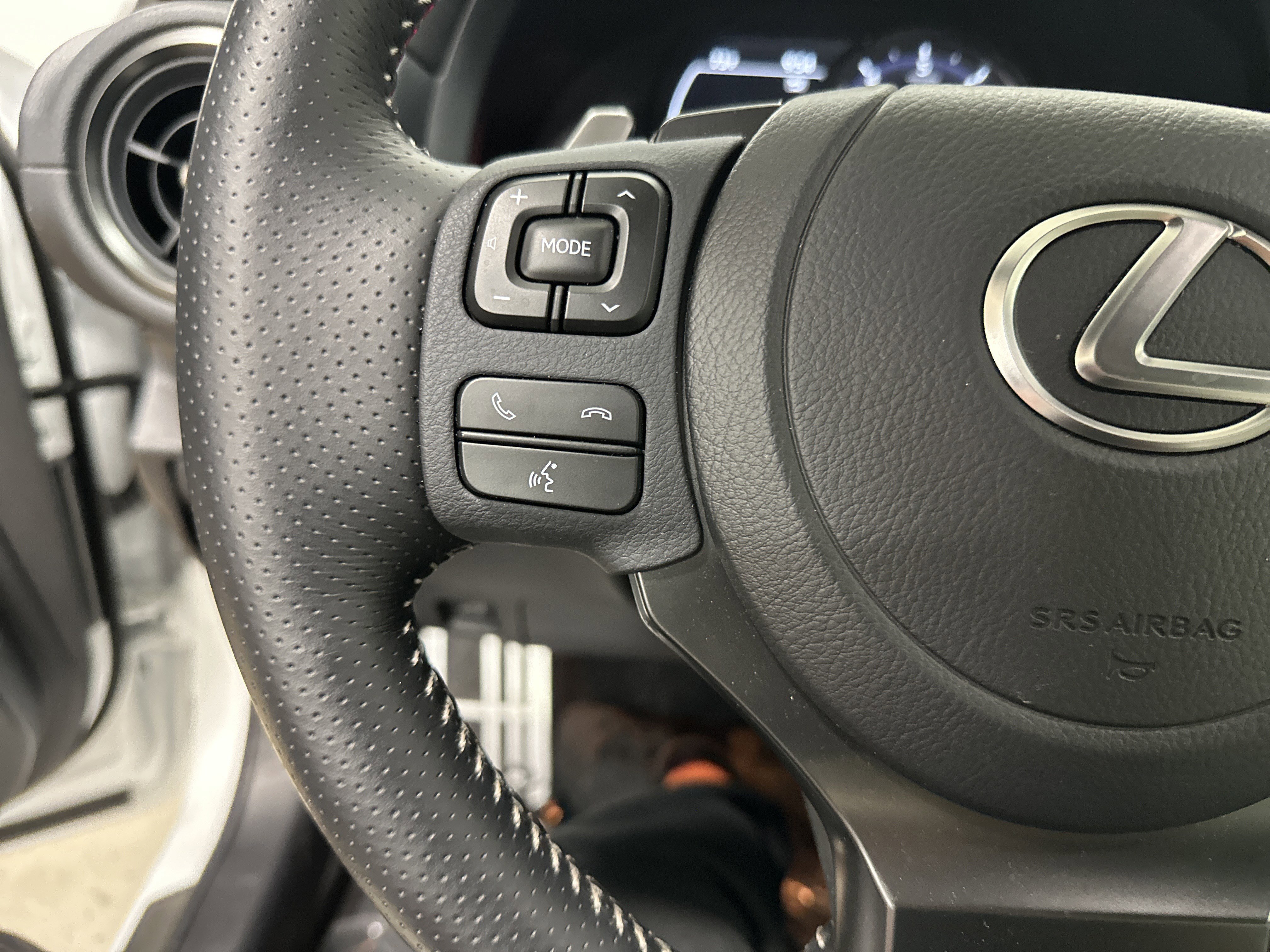 Used 2025 Lexus IS 350 F Sport w/ Navigation Package AWD/4WD image 19