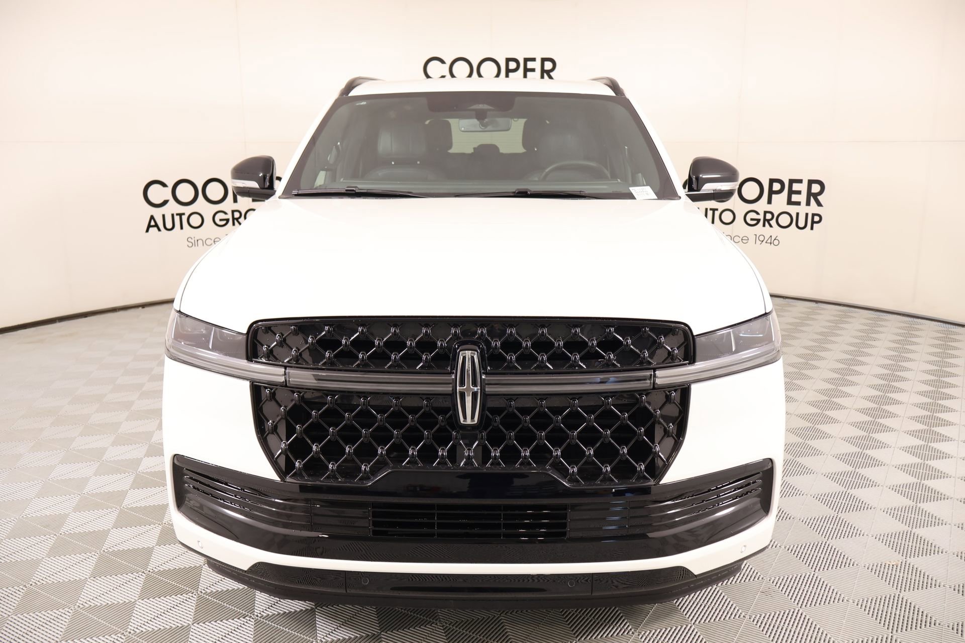 New 2026 Lincoln Navigator Reserve AWD/4WD image 9